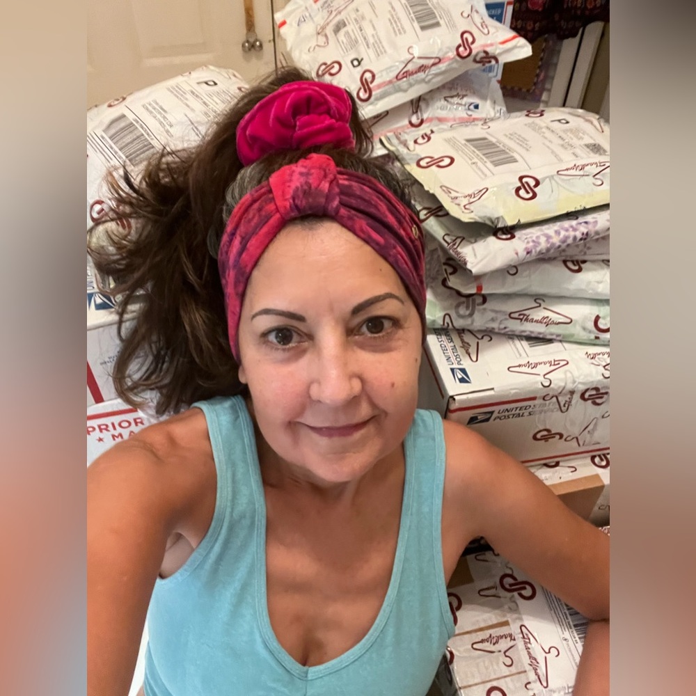HI QUEENS !! πππ I'M LIVE!! PREMIUM CLEAR OUT!!!!! DON'T MISS THIS!!!! π₯ ITEMS - Picture 7 of 17